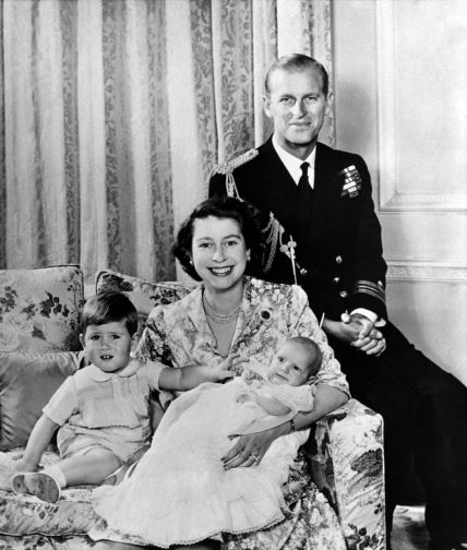 Kraljica Elizabeta II. i princ Philip dobili su četvero djece