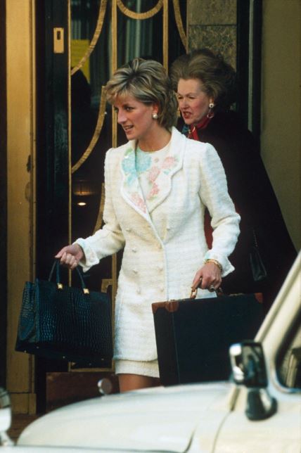 Princeza Diana poginula je u prometnoj nesreći