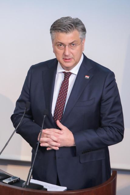 Andrej Plenković je hrvatski premijer
