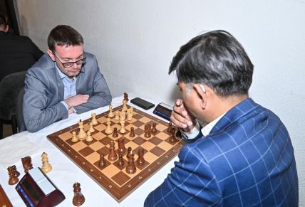 Arsen Bauk na humanitarnom šahovskom turniru