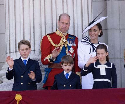 Princ William i Kate Middleton s djecom